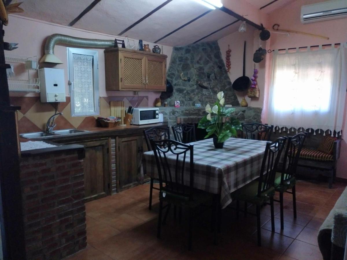 Casas Rurales El Cerro Y El Cerezo Navaconcejo Luaran gambar